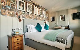 Hotel Hare And Hounds - Newbury  3*